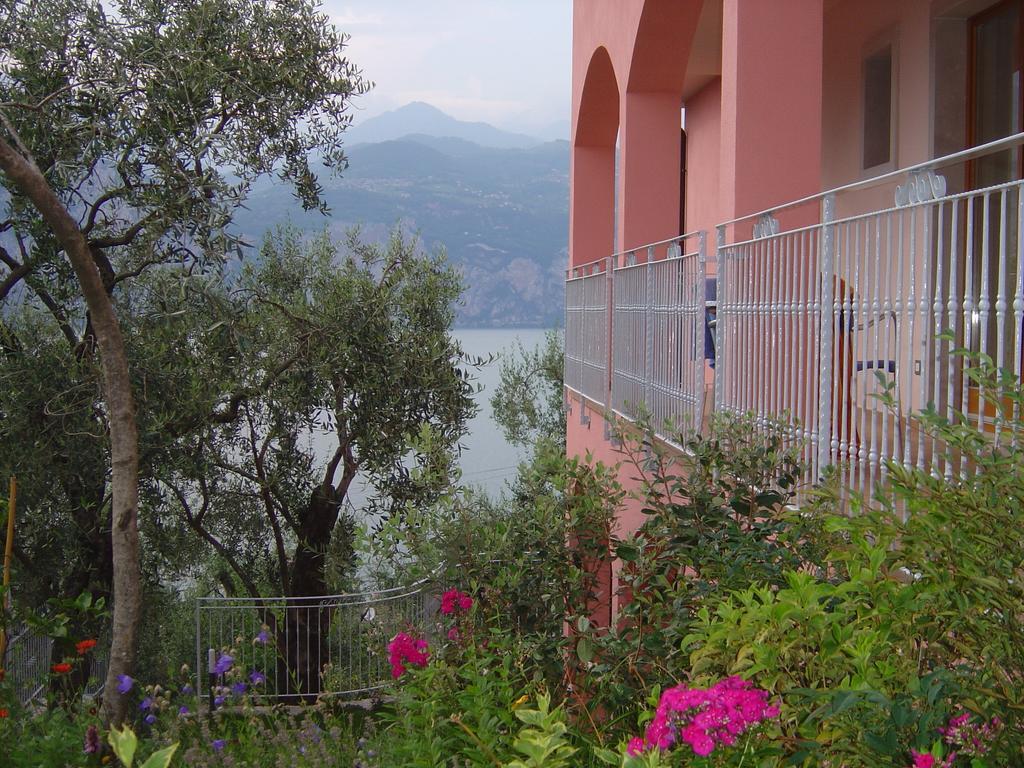 Hotel Residence Panoramica Brenzone sul Garda Δωμάτιο φωτογραφία